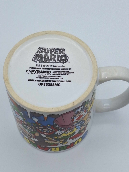 Super Mario Bros. Tasse inkl. neuem Untersetzer - 2019